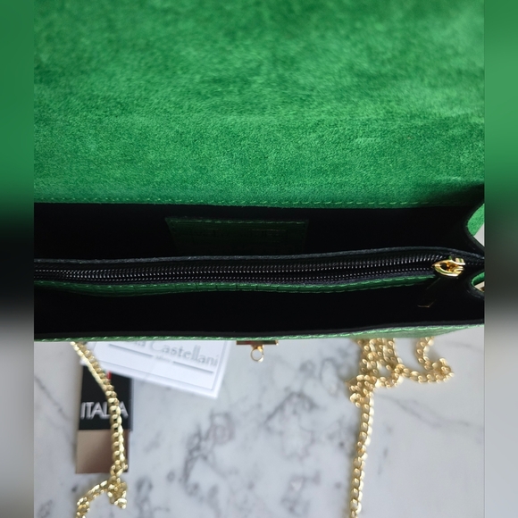 Viola Castellani, New, Emerald Green Italian Leather Embossed Crossbody Bag - Picture 8 of 10